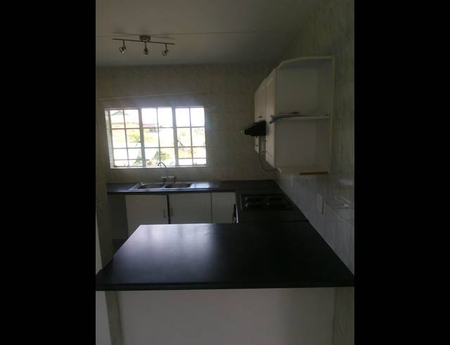 3 BEDROOM SECTIONAL TITLE TO LET IN ELARDUSPARK
